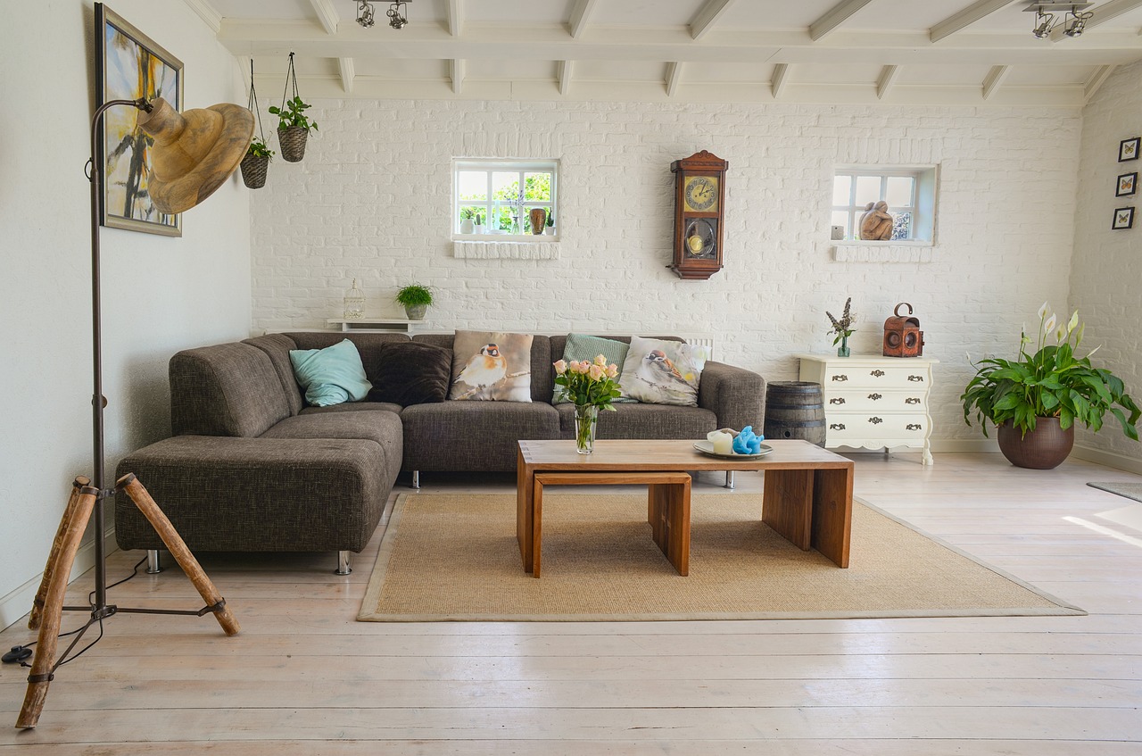 Eettafel decor met havermoutkleurige servetten. Eettafel decor met havermoutkleurige servetten.